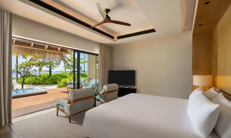 Ithaafushi Private Island