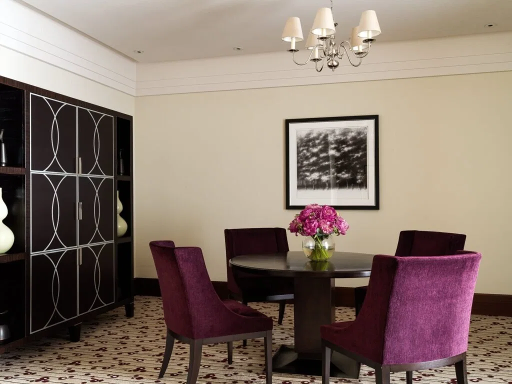 Four Seasons Executive Suite